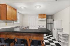 7624 Oak St-022 (Medium)