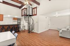 7624 Oak St-010 (Medium)